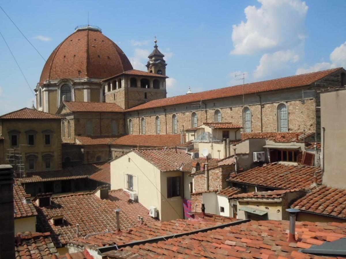 In Centre Of Florence, Balcony And Terrace With Amazing View Apartment Florenz